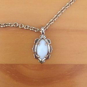 Kendra Scott necklace